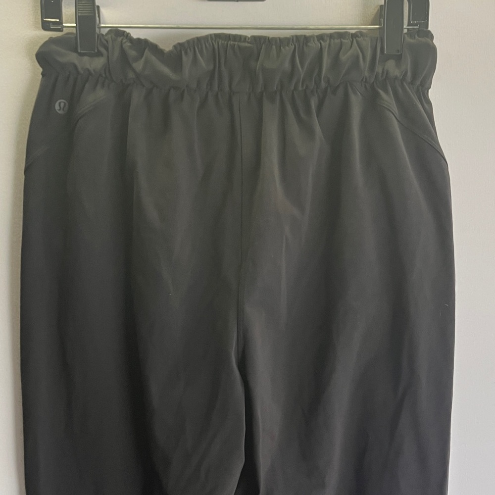lululemon athletica Women’s Black Sweatpants - Picture 5 of 7
